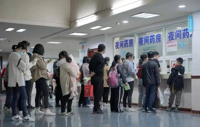 仍然有许多人对仿制药的临床疗效和安全性仍缺乏信心/图源：视觉中国