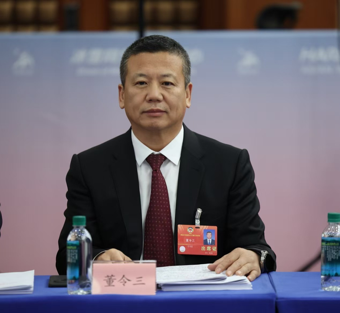 省政协委员董令三