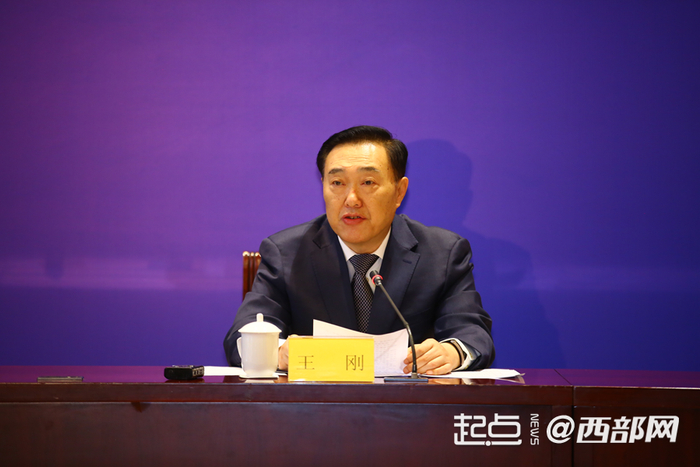 陕西省政协秘书长、机关党组书记王刚