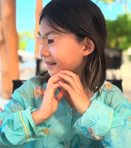 陈冠希晒出女儿的照片