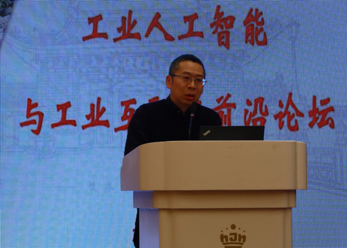 郑州大学徐明亮教授