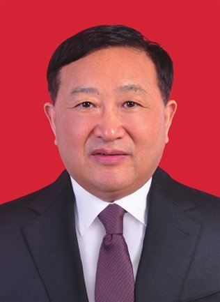 男，汉族，1966年11月生，大学，中共党员。