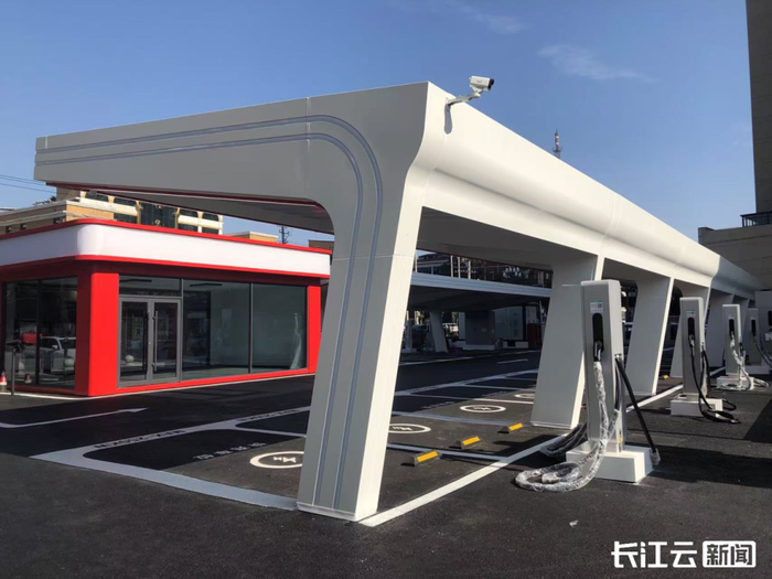 浠水城发集团液冷超充示范站