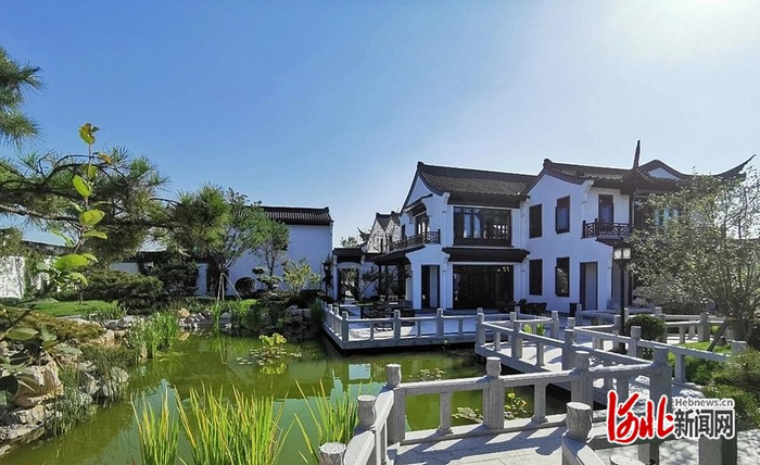图为双柳树村。