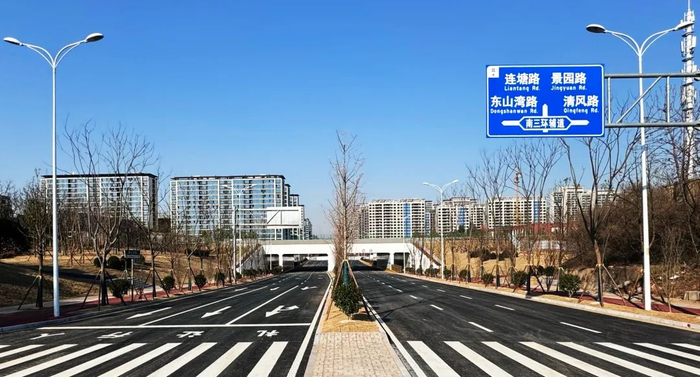 靳江河路穿三环线项目现场。