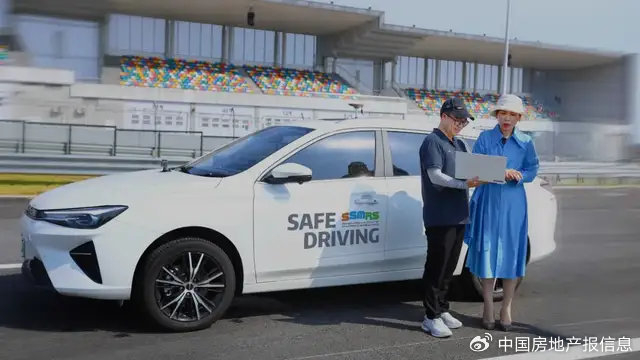 姚启明在工作现场。