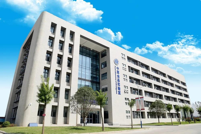图为中原食品实验室大楼。 漯河市委宣传部供图