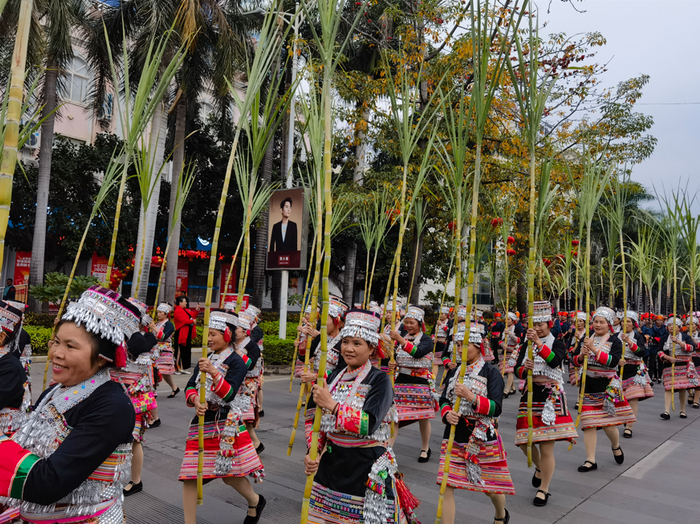 2024年元江县“弘扬非遗文化巡演”活动。供图