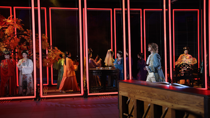 “莫扎特”与《红楼梦》“十二金钗”跨时空对话