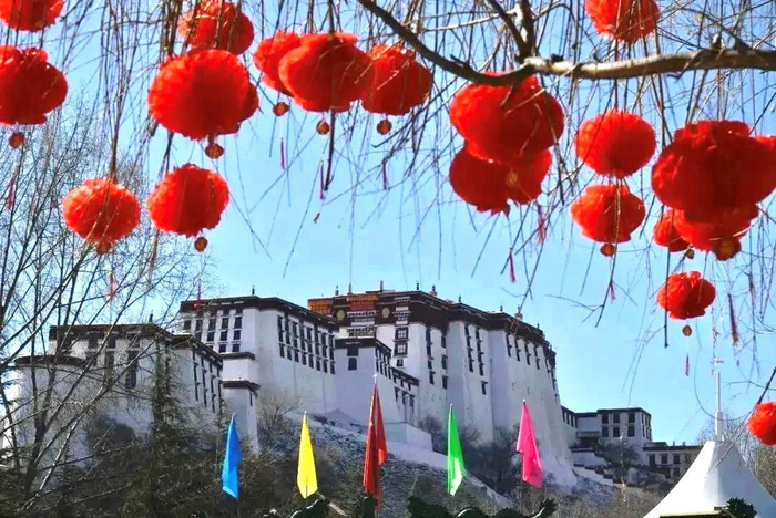 △新年将近，西藏每处景致都是“限定”款。