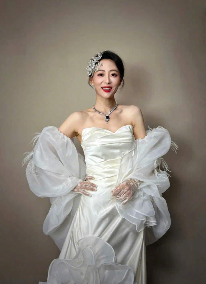 “大家还是快点找我演一些年轻的（角色）吧，我也可以演30岁的。”图/受访者提供