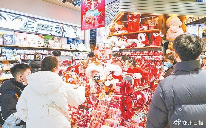 万象城年味拉满 本报记者 孙婷婷 摄