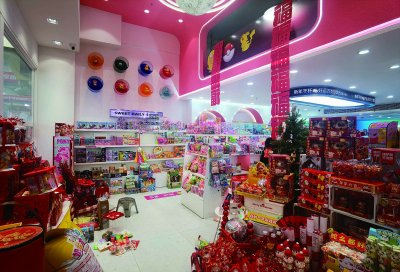 “俏品堂”内销售的年货产品。 南京日报/紫金山新闻记者 张可 摄