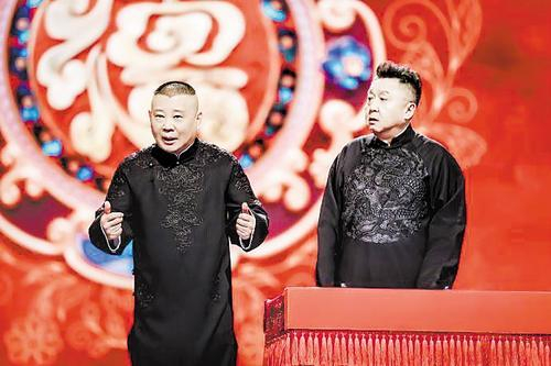     1月29日晚，京津冀过大年2025天津相声春晚精彩上演。图为演出现场。 天津卫视供图