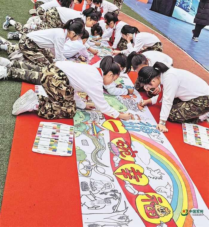 一起画一幅画，完成一次穿越山海“双向奔赴