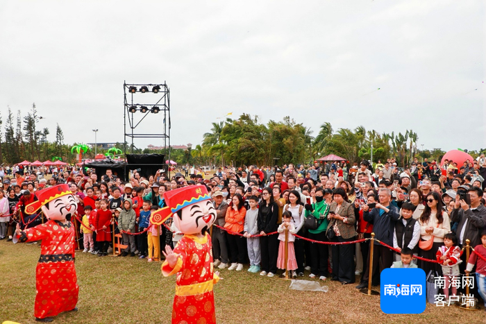 春节假期，海口万春会活动现场。海口市旅文局供图