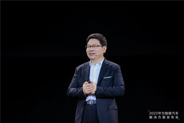 余承东表示2024年华为终端业务重回增长|图片来源：华为