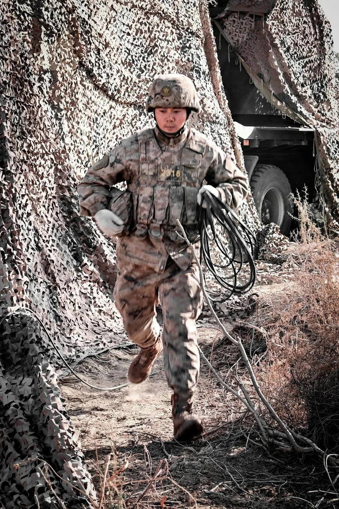 　　（来源：中国火箭军）