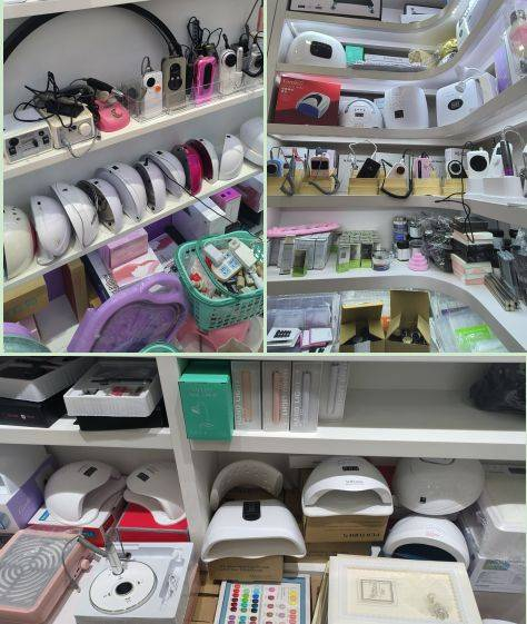 ▲形形色色的美甲商铺（《消费者报道》摄）