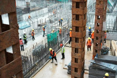 市域（郊）铁路成德线凤台三路站建设现场。成都轨道集团供图