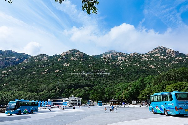 △青岛崂山太清宫景区旅游摆渡车（资料图）