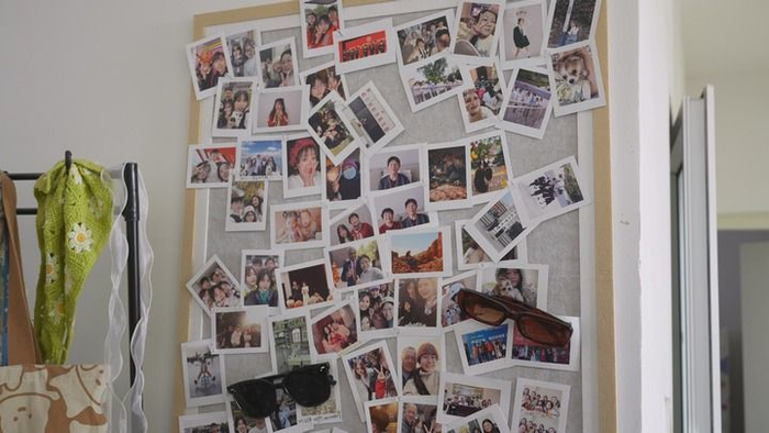 皇甫子玥通过网购把自己临时的家布置得很温馨。新华社记者 周琳 摄