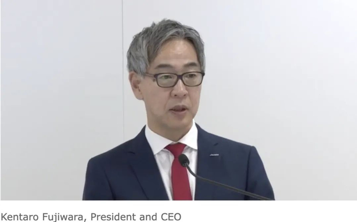 资生堂CEO藤原宪太郎在业绩会上发言 图片来源：网络截图