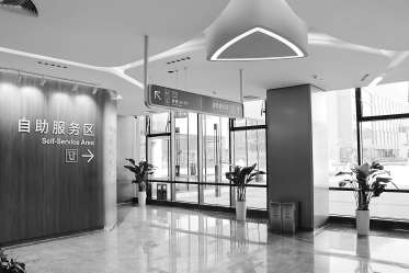 雄安宣武医院内景和外景。 雄安宣武医院供图