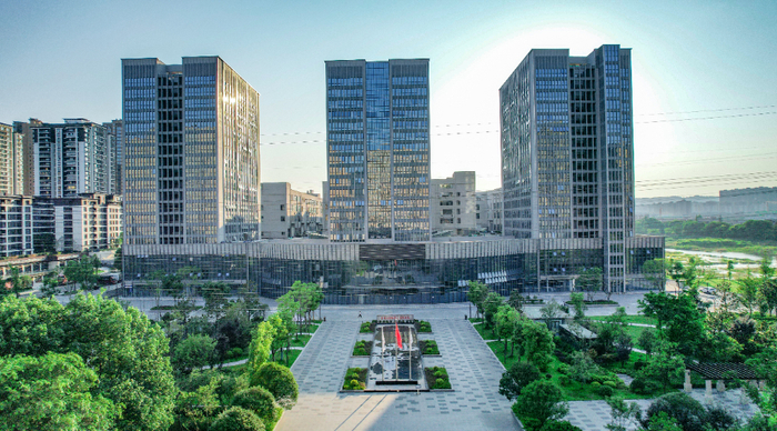 　　2024年10月25日拍摄的重庆高新技术产业研究院。新华社发（曾清龙摄）