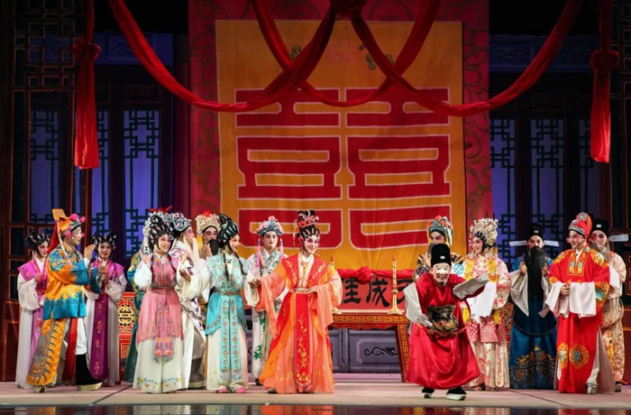 雷剧演出。刘芳 摄