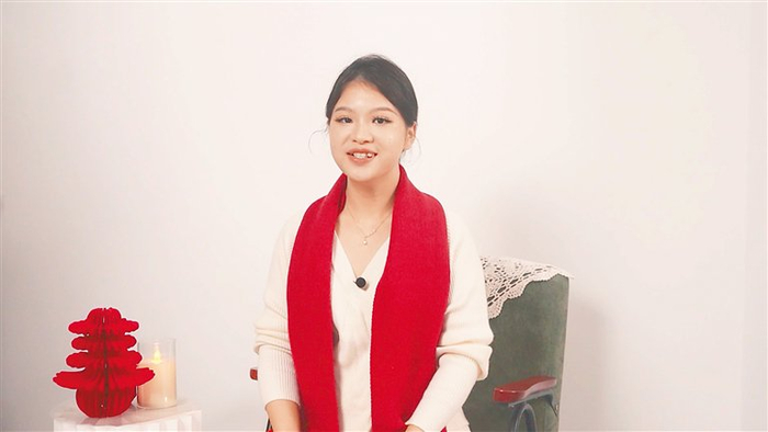 王雅伦。