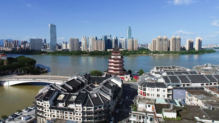 突破6000亿元，惠州经济总量再上新台阶。惠报全媒体记者杨建业 摄