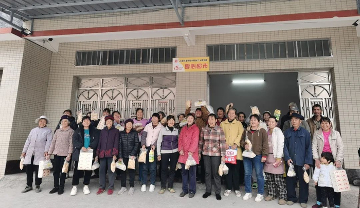 古蓬镇龙利村开展积分兑换活动（资料图）