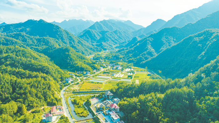 位于茅箭南部山区的美丽乡村。图片由茅箭区融媒体中心提供
