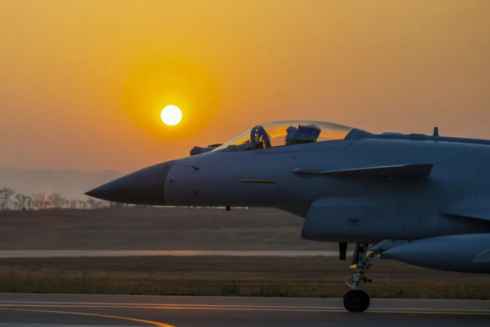 【责任编辑:王金志】