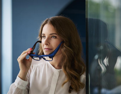 肖特集团在高端光学领域的领先地位，对其2023/2024财年的销售业绩作出了重要贡献 图片来源：肖特集团