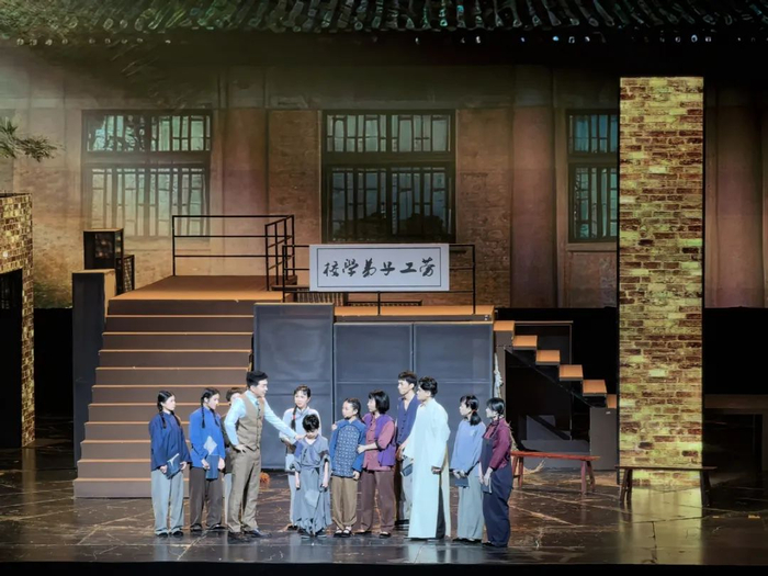 红色话剧《先锋少年》演出现场。团市委供图。