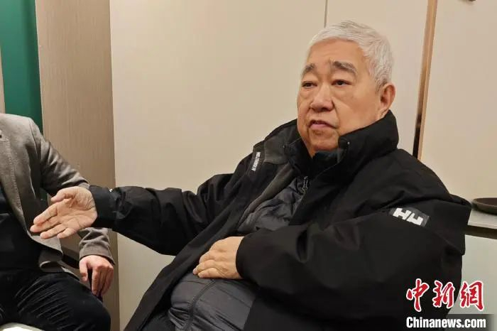 2月21日，香港知名美食家梁文韬讲述对泉州菜的看法。　吴冠标 摄