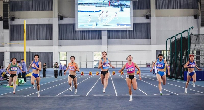 女子60米决赛现场，广东队梁小静以7秒19的成绩夺冠（央广网发  2025南京世界田联室内锦标赛组委会供图）