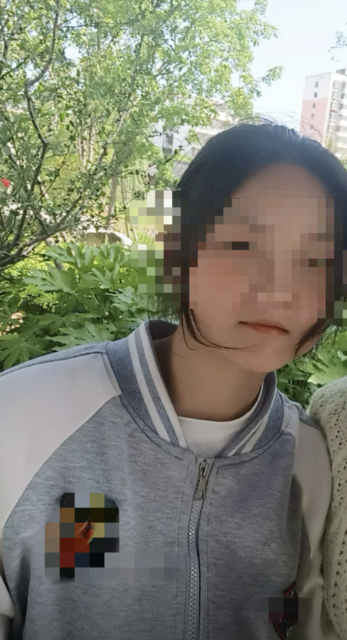 　　被害女孩小雨。受访者供图