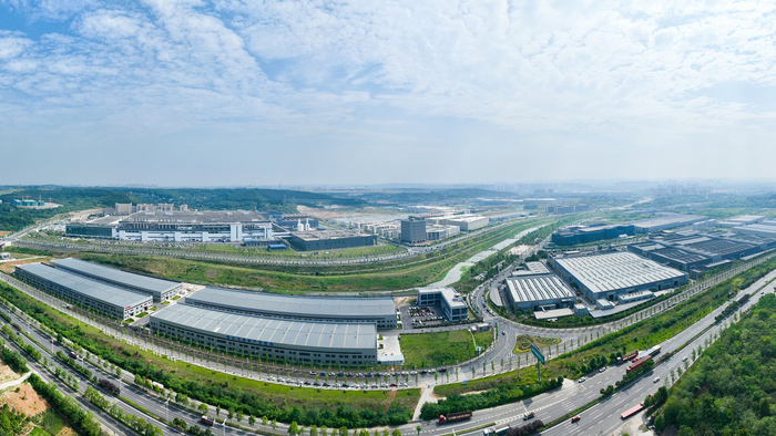 四川绵阳工业园·东区鸟瞰（绵阳市经济合作局供图）