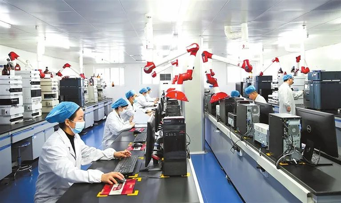 天方实验室 弓华静 摄