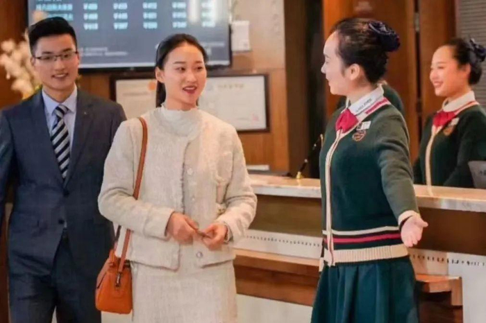 “老朋友式的关怀”服务
