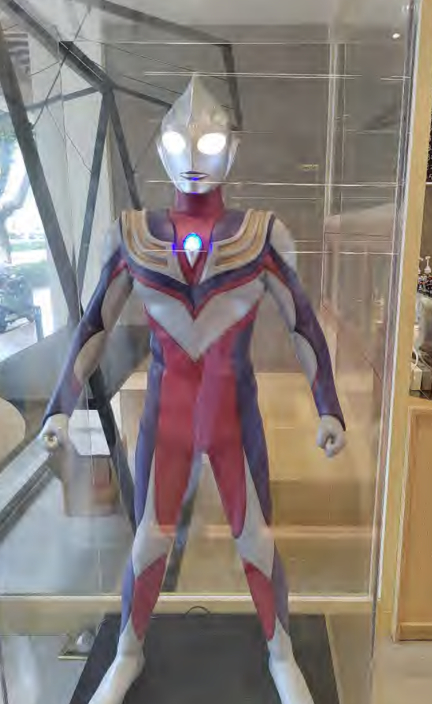 咖啡店内放置的奥特曼模型。苏州市虎丘区法院供图