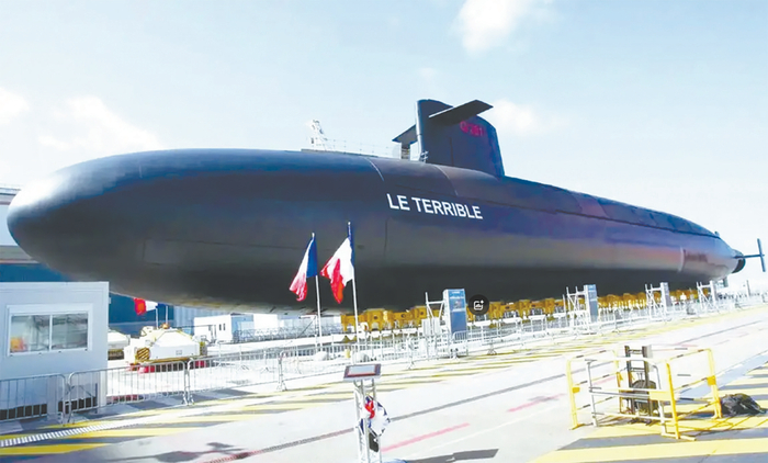 法国“凯旋”级核潜艇
