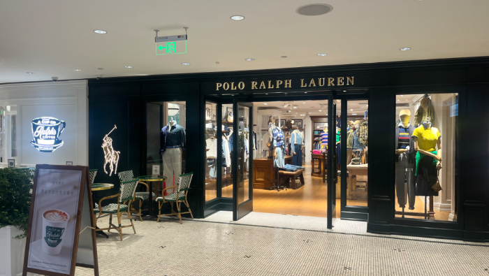拉夫劳伦咖啡门店。