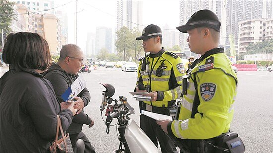 广州交警路面查车