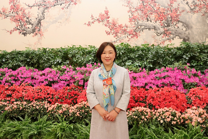 全国政协委员、著名网络文学作家蒋胜男（央广网发  受访者供图）