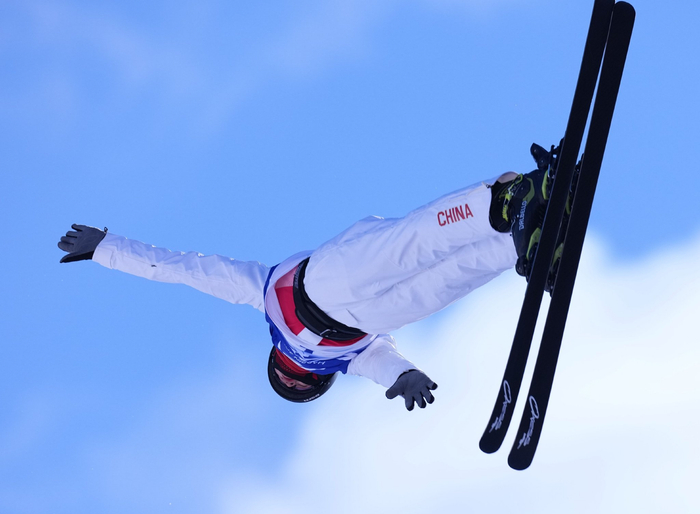 李心鹏在第九届亚冬会比赛中