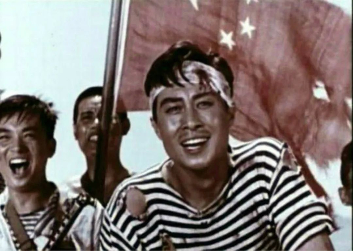 王心刚在《海鹰》中的剧照